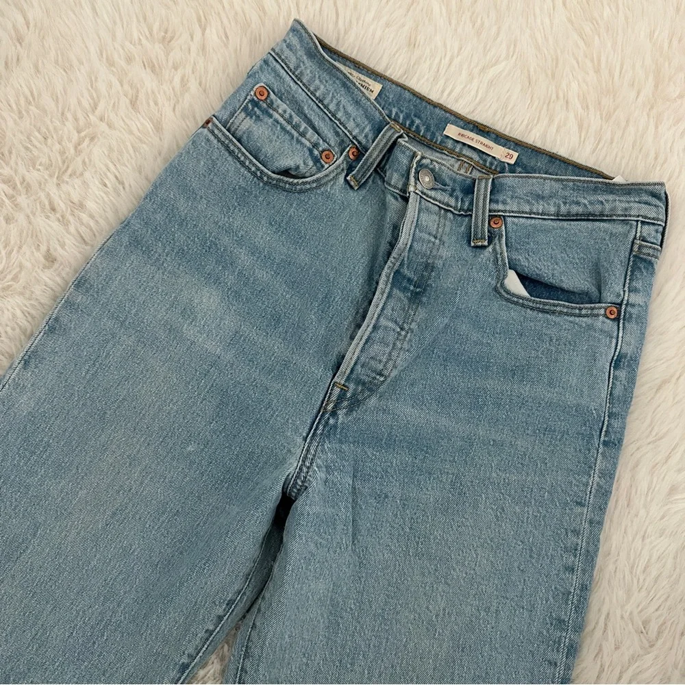 Levi's Ribcage Straight Leg Jeans - Picture 2 of 7